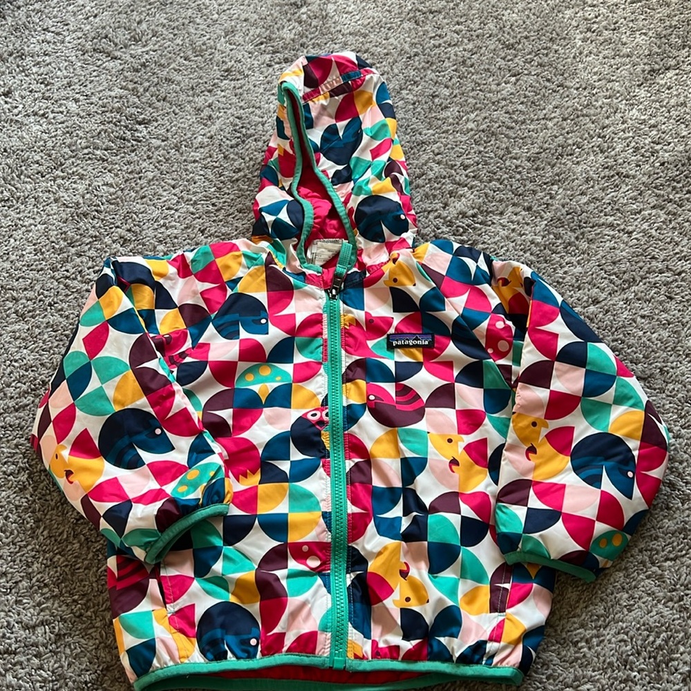 Patagonia 4T reversible puff jacket